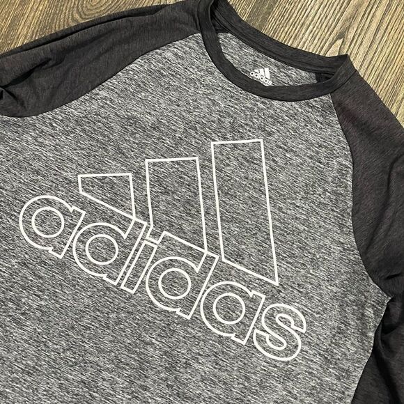 Adidas Youth Raglan Top 3/4 Sleeve Round Neck Logo Print Pullover Gray Size XL - Picture 2 of 4